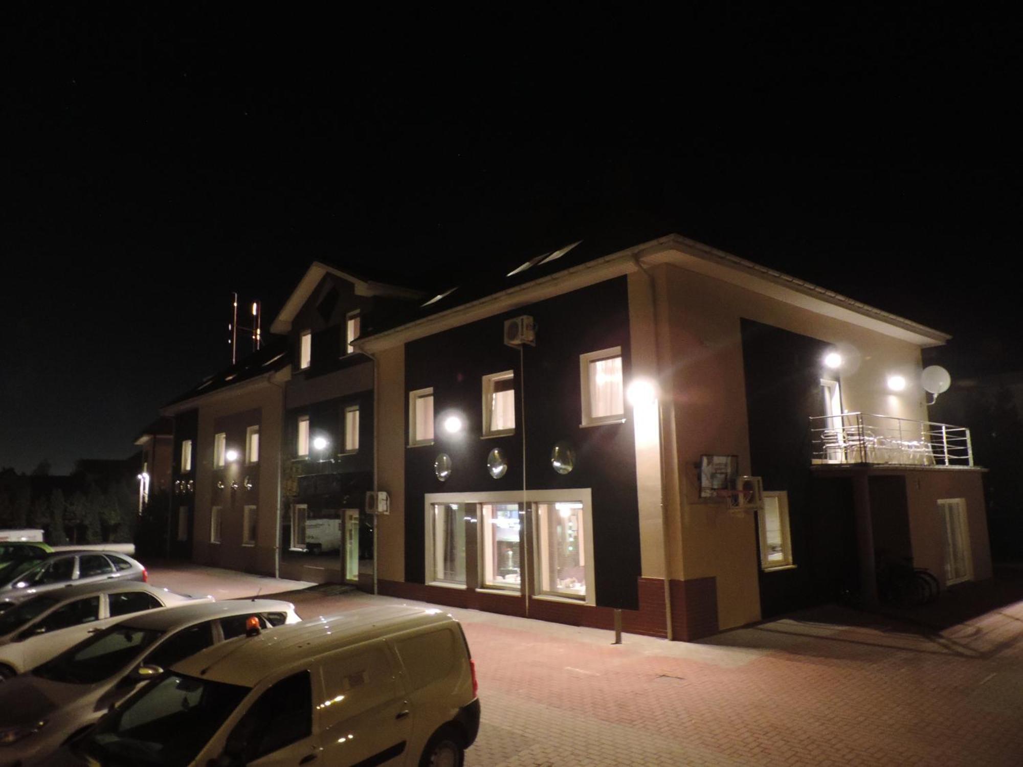 Apart A2 Poznan - 24H - Self Check-In - Free Parking — Photos 2