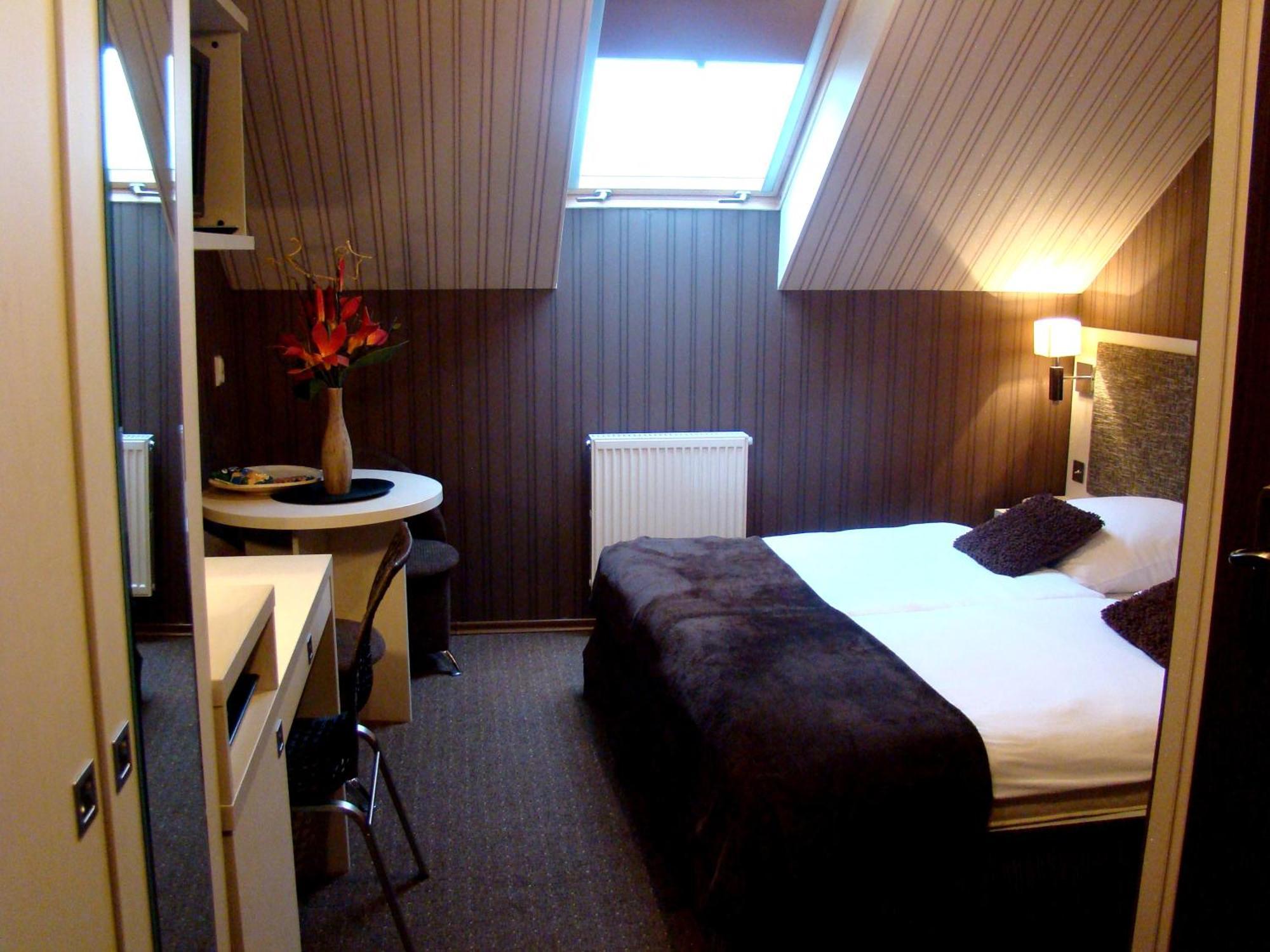 Apart A2 Poznan - 24H - Self Check-In - Free Parking — Photos 1
